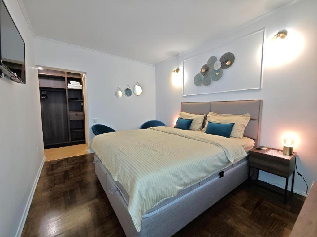 Apartments Irena Bečići Luaran gambar