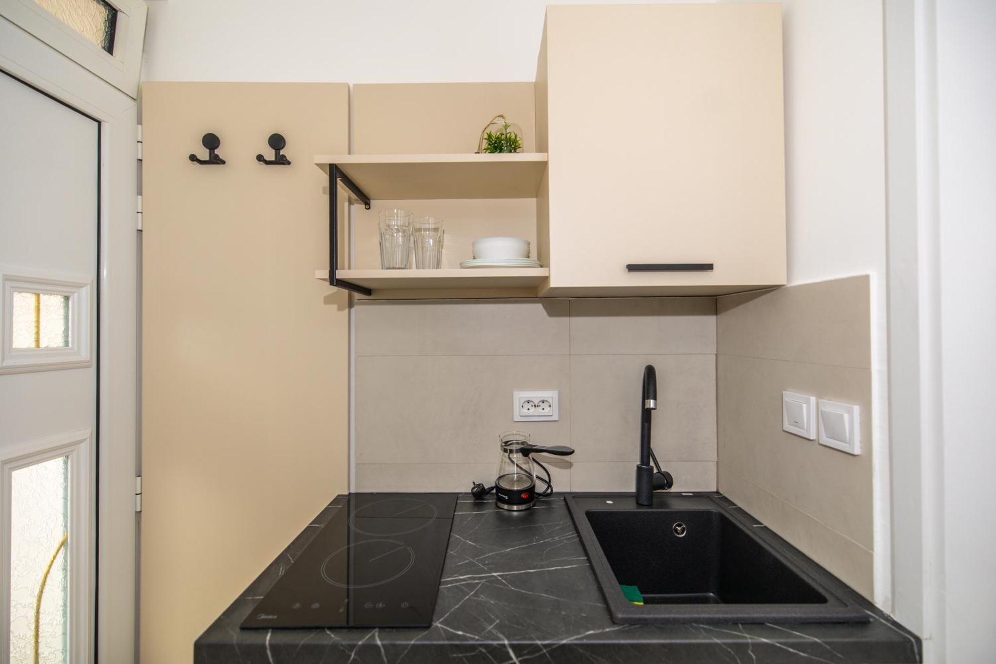 Apartments Irena Bečići Luaran gambar