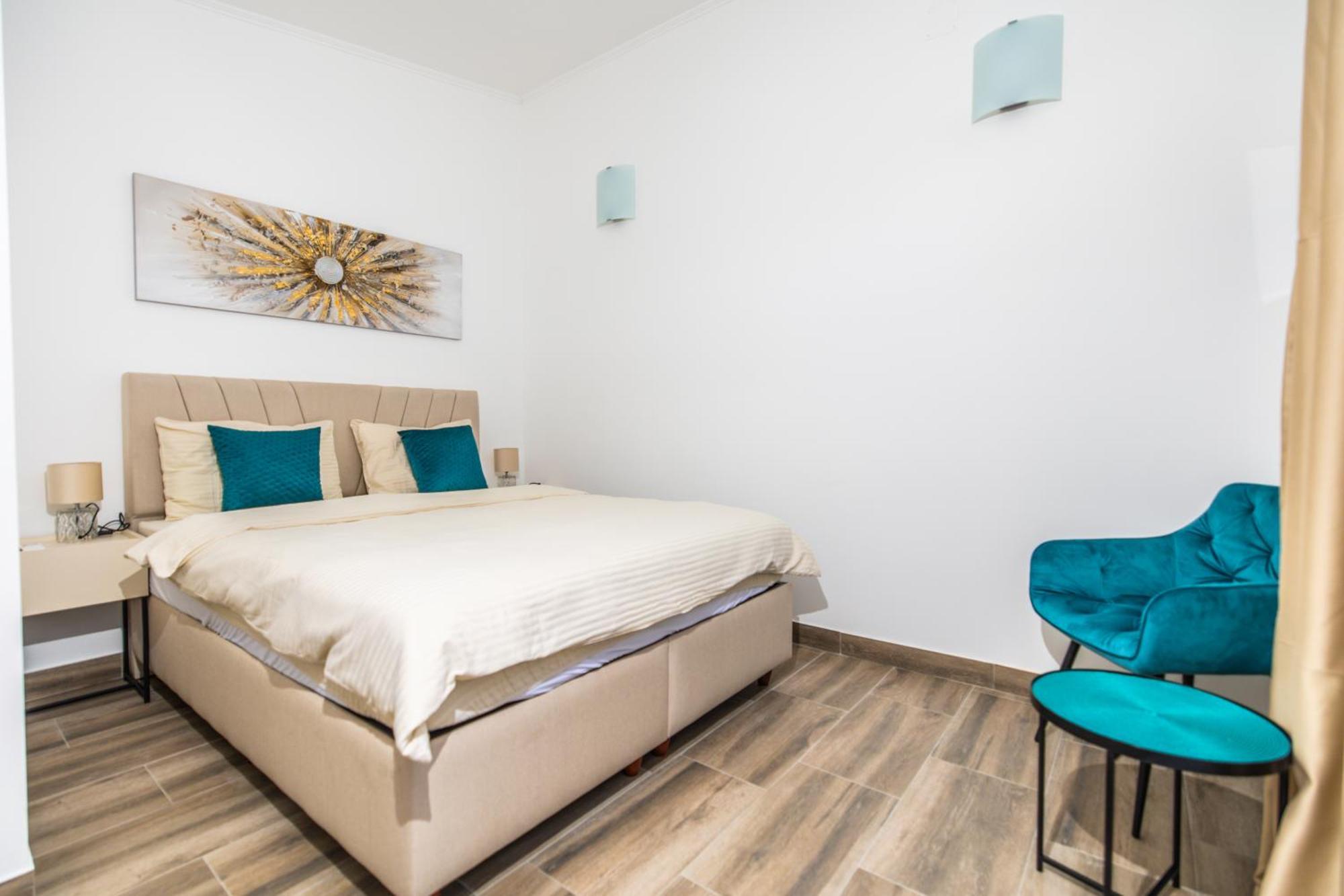 Apartments Irena Bečići Luaran gambar
