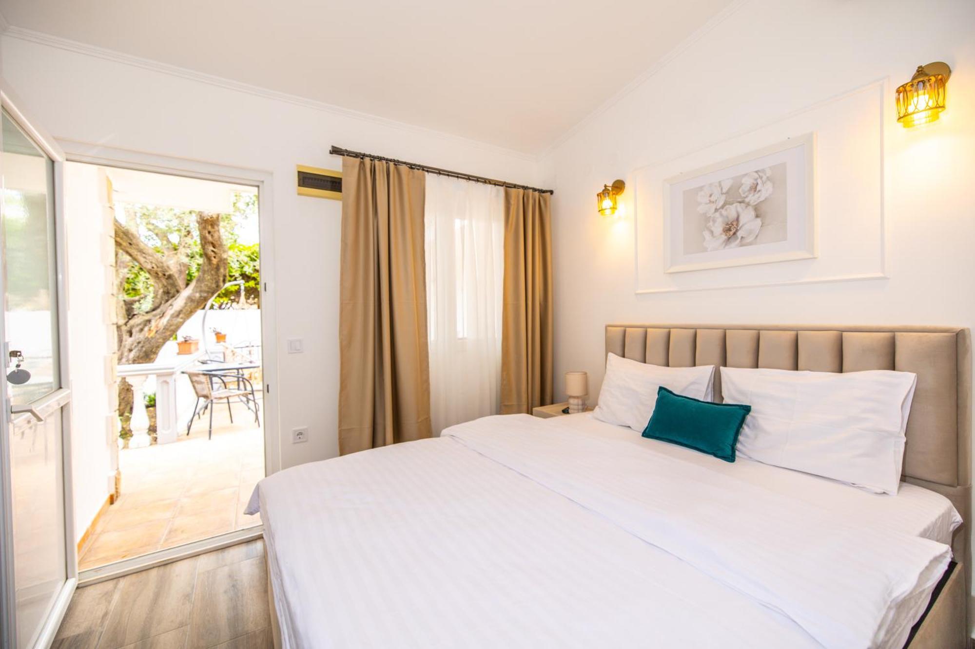 Apartments Irena Bečići Luaran gambar