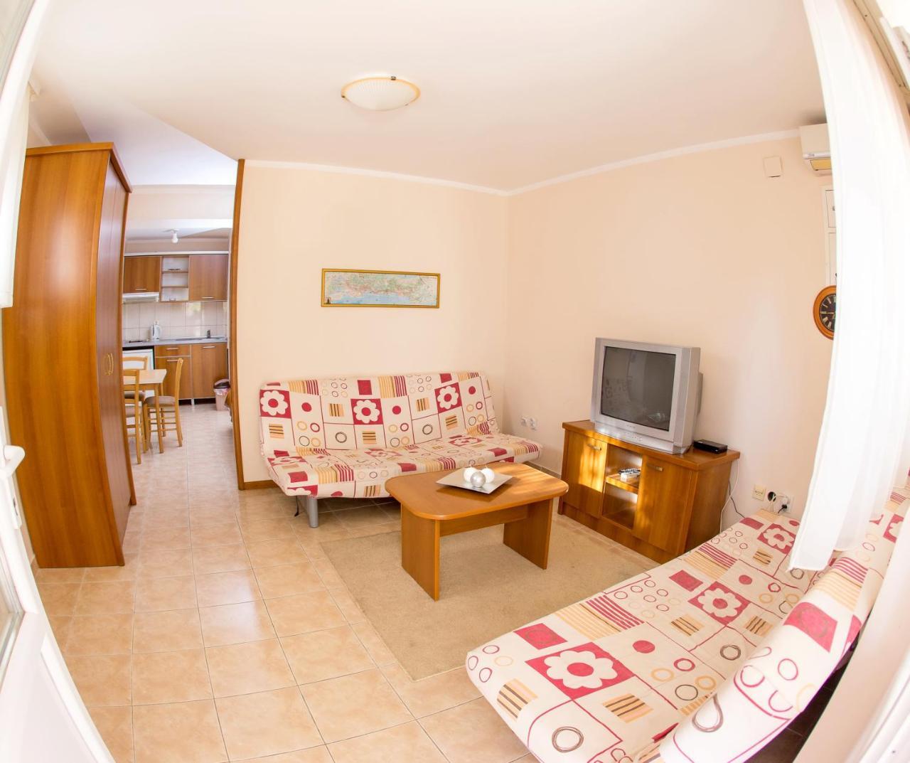 Apartments Irena Bečići Luaran gambar