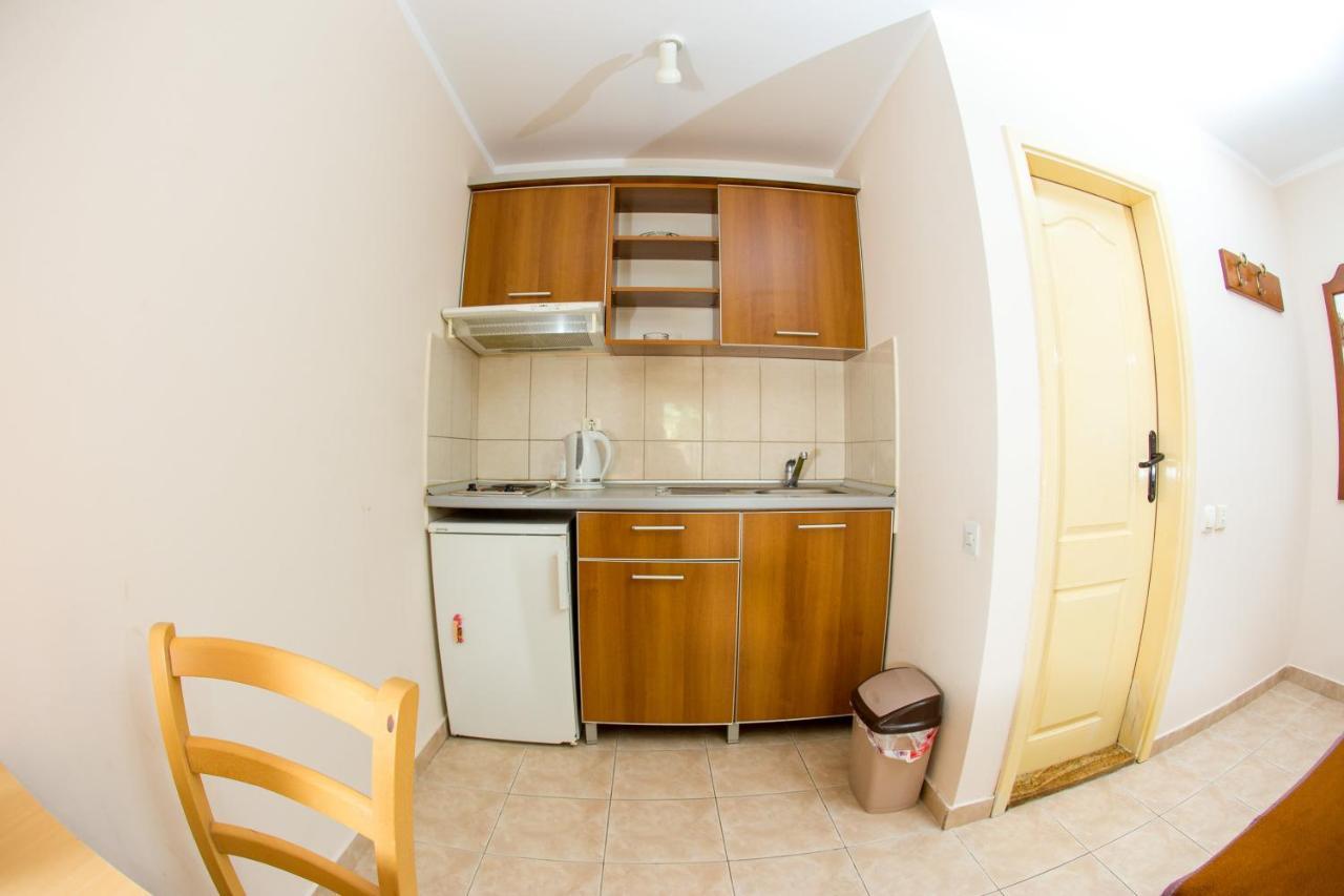 Apartments Irena Bečići Luaran gambar